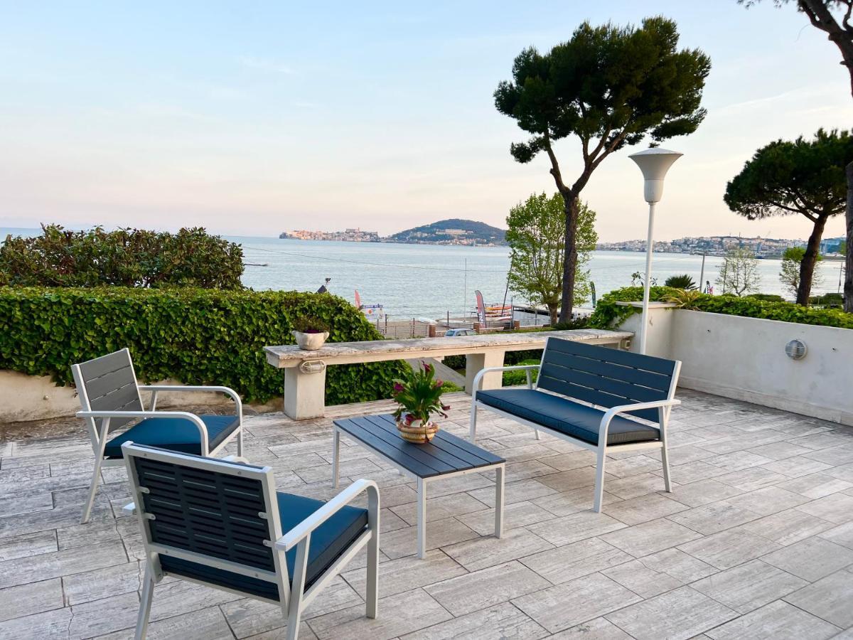 Villa Magnolia Formia Buitenkant foto