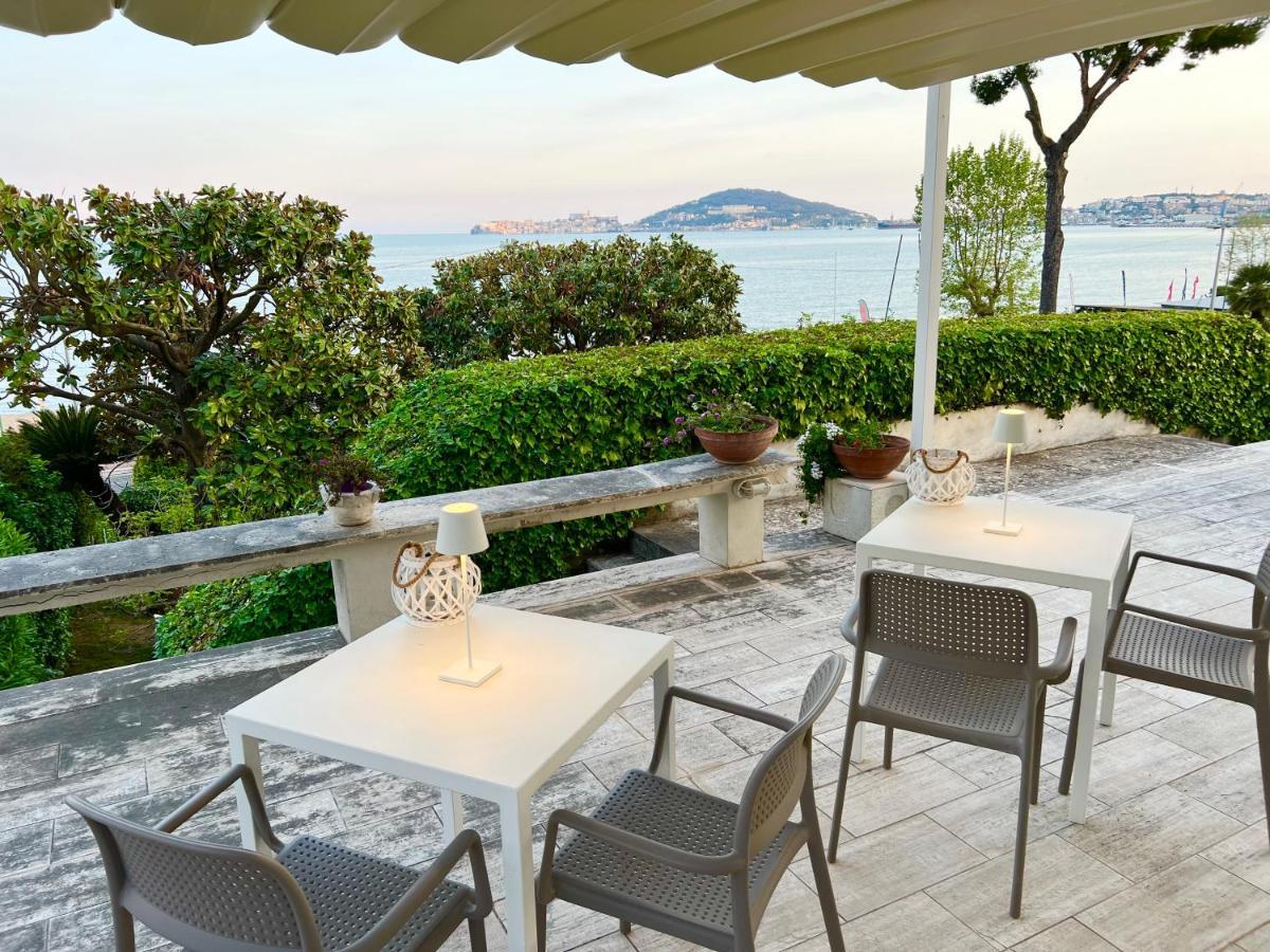 Villa Magnolia Formia Buitenkant foto