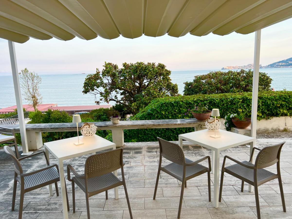 Villa Magnolia Formia Buitenkant foto