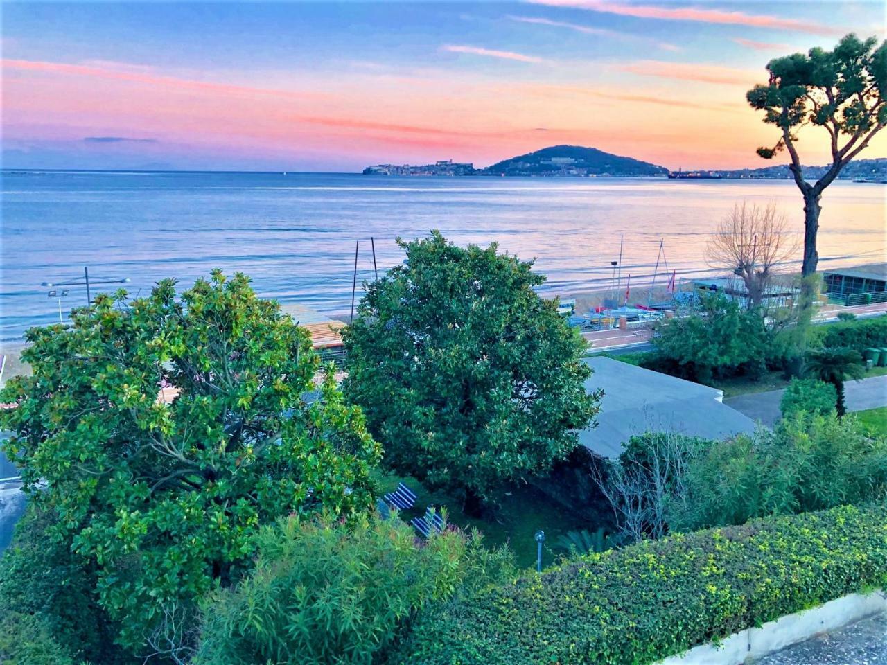 Villa Magnolia Formia Buitenkant foto