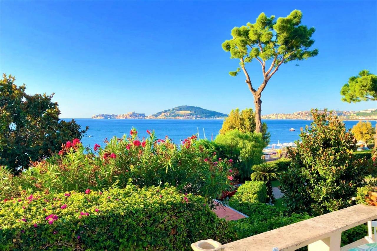 Villa Magnolia Formia Buitenkant foto
