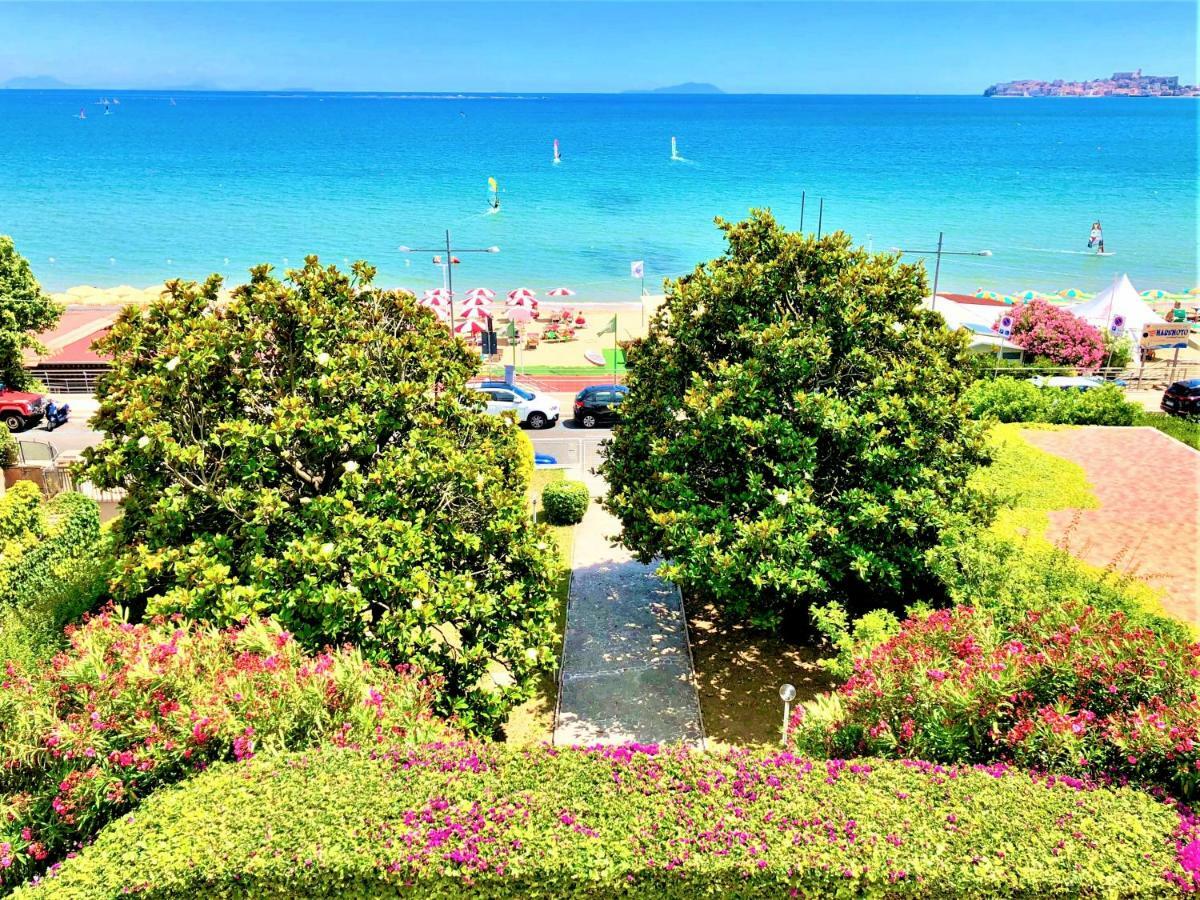 Villa Magnolia Formia Buitenkant foto